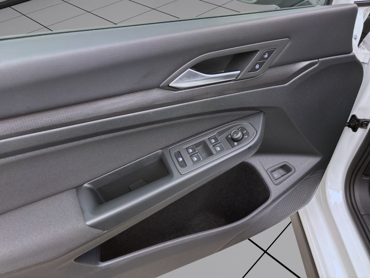 Thumb 9: Volkswagen Golf 1.4 TSI eHybrid DSG GTE STDHZG AHK NAVI SITZHZG