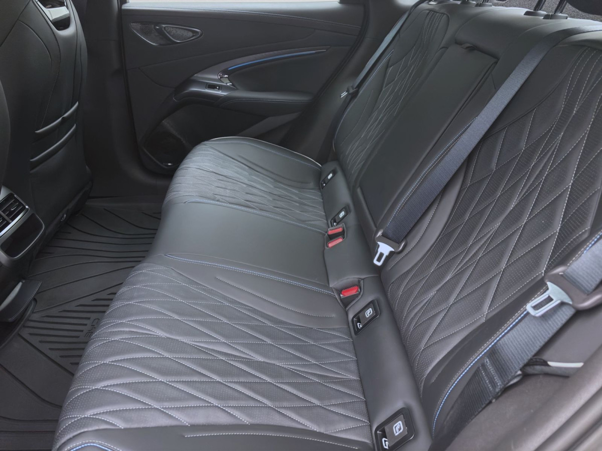 Thumb 13: BYD SEAL COMFORT 360* NAVI LM18 PANO PDC