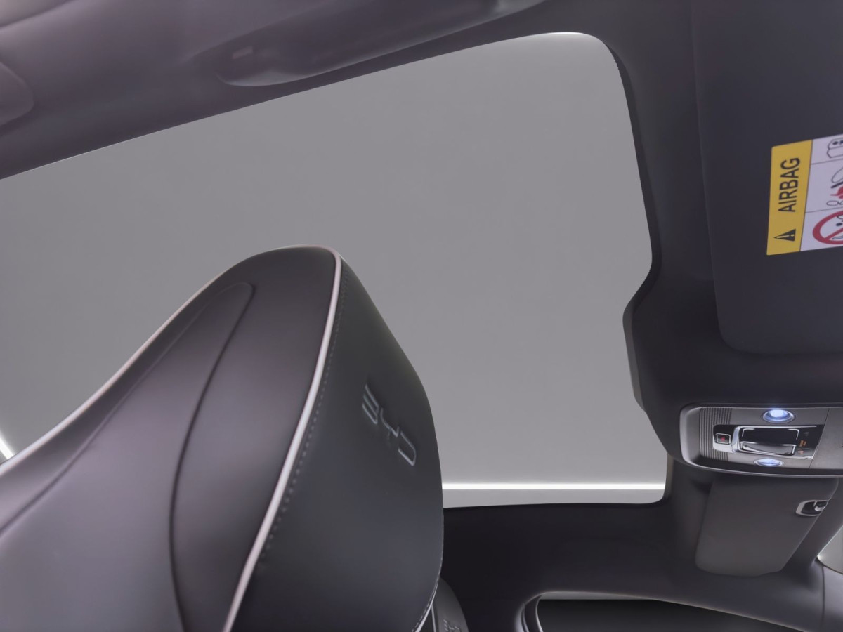 Thumb 15: BYD SEAL COMFORT 360* NAVI LM18 PANO PDC