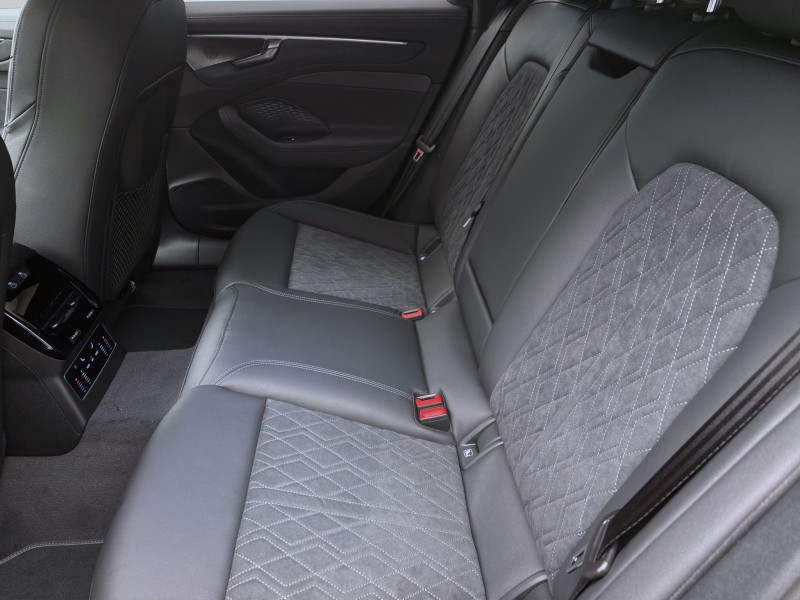Bild 14: Audi A6 Avant TDI Q EDITION ONE S LINE AHK B&O LM21 MATRIX