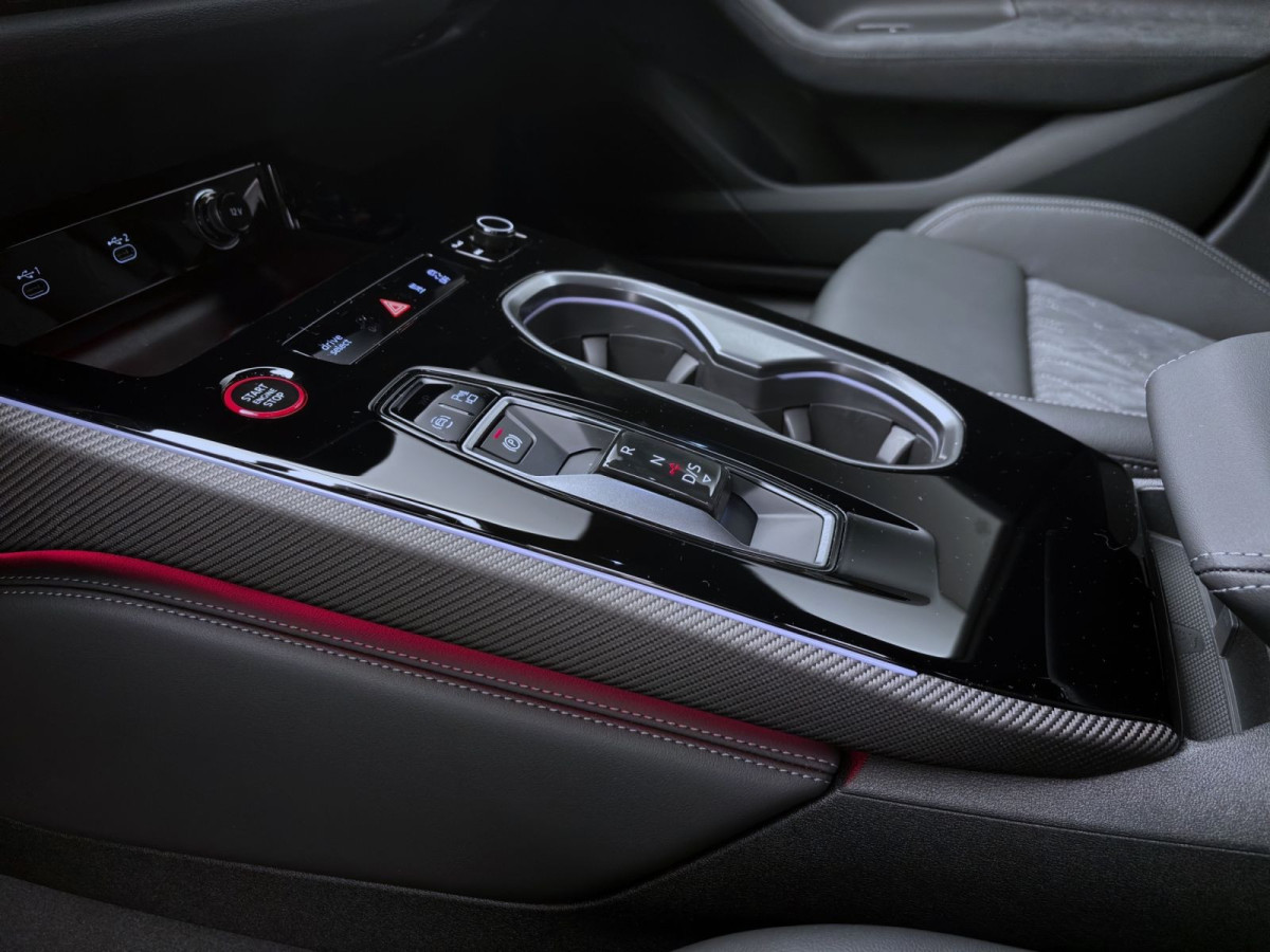 Thumb 13: Audi A6 Avant TDI Q EDITION ONE S LINE AHK B&O LM21 MATRIX