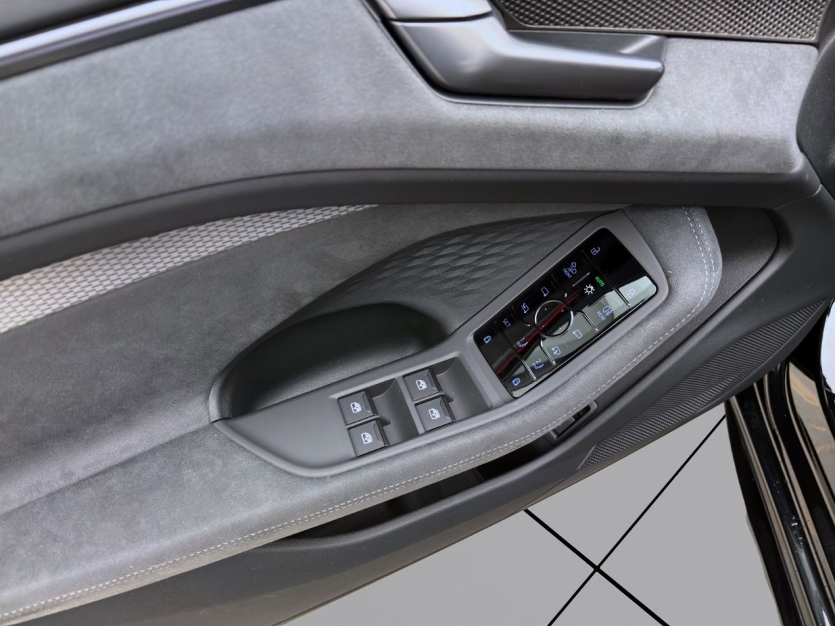 Thumb 9: Audi A6 Avant TDI Q S LINE AHK B&O HUD WR20 PANO LM21