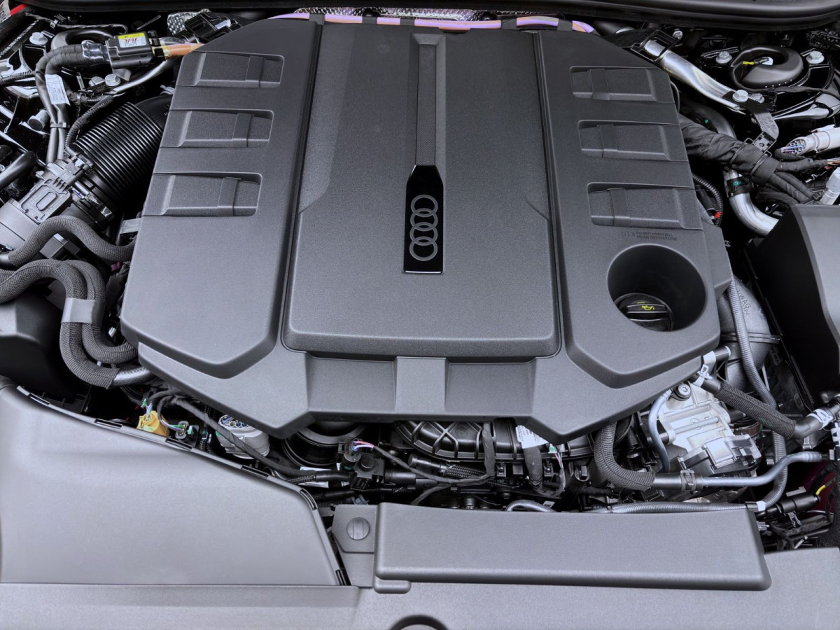 Thumb 17: Audi A6 Avant TDI Q S LINE AHK B&O HUD WR20 PANO LM21