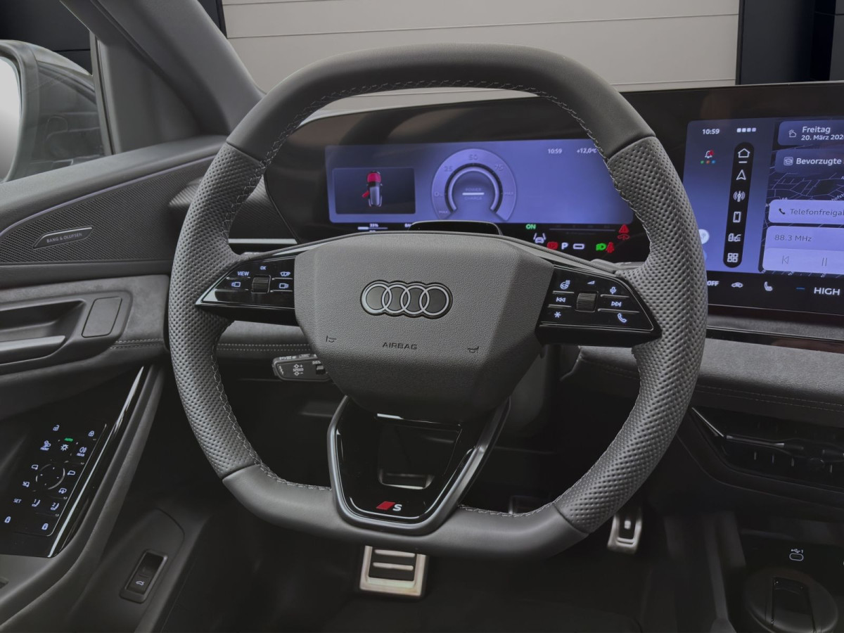 Thumb 10: Audi Q6 SUV e-tron PERFORMANCE S LINE BUSINESS AHK B&O HUD LM21 PANO
