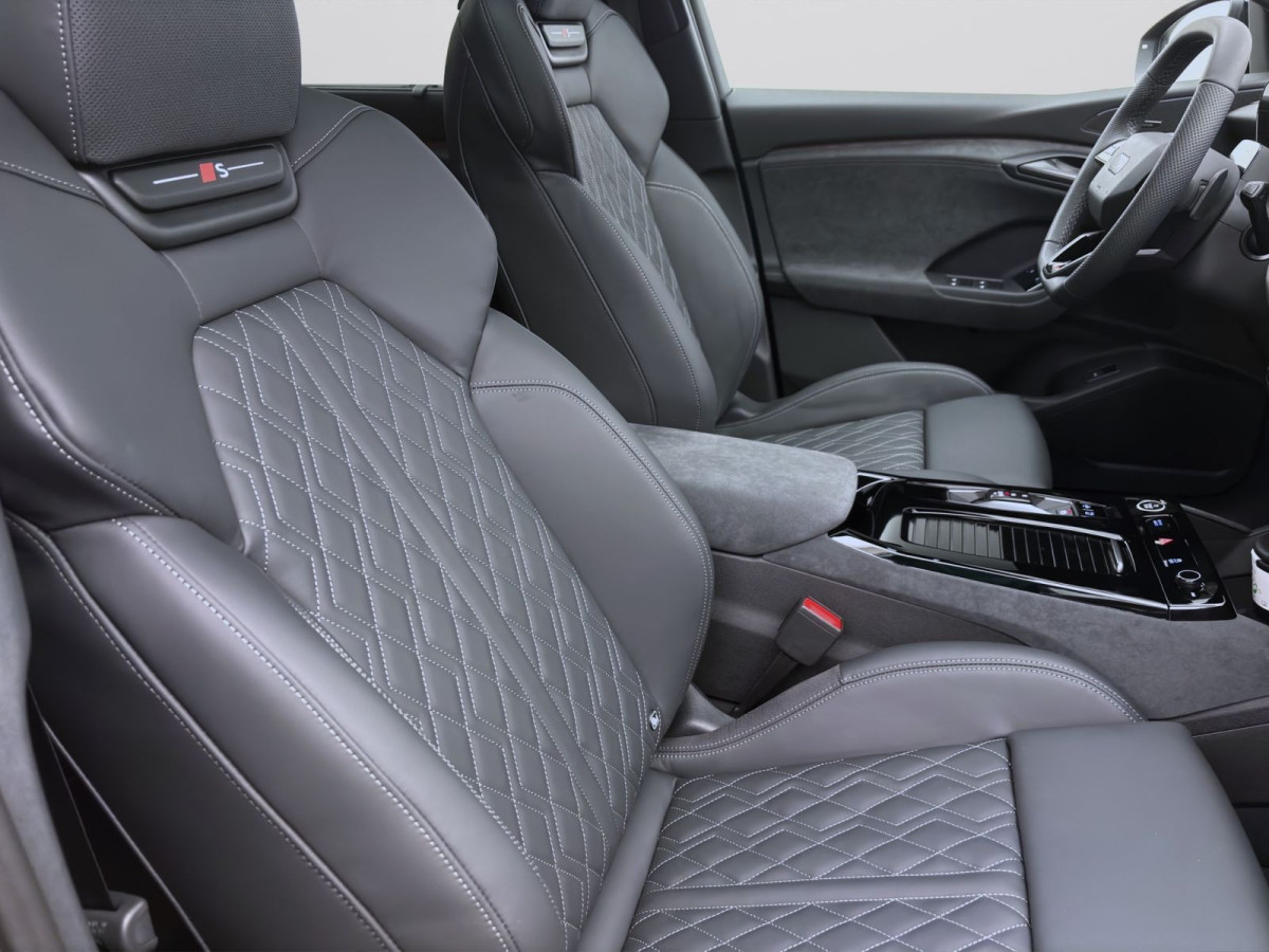 Thumb 15: Audi Q6 SUV e-tron PERFORMANCE S LINE BUSINESS