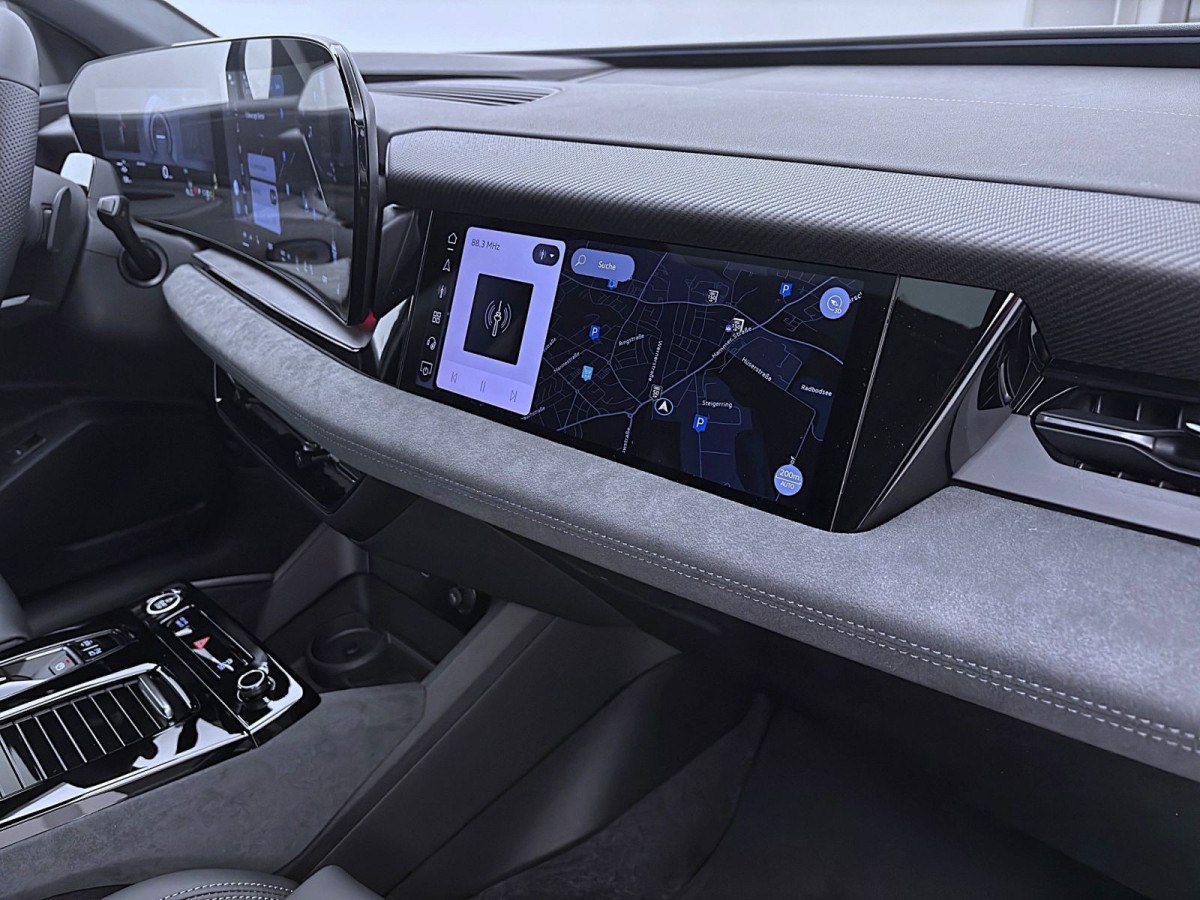 Thumb 17: Audi Q6 SUV e-tron PERFORMANCE S LINE BUSINESS