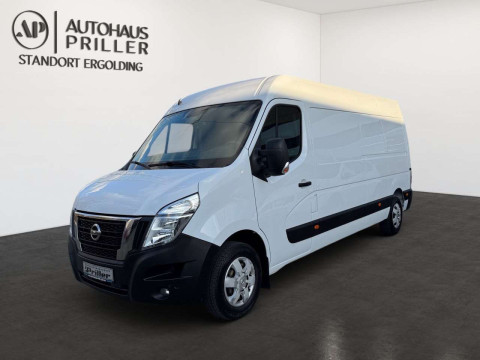 Automodell: NV400 in der Farbe weiß