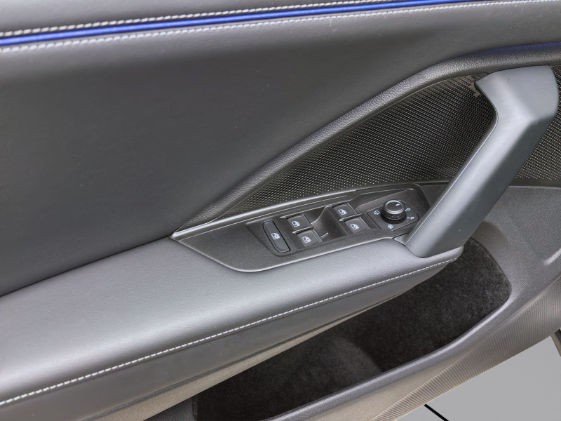 Bild 9: Volkswagen Tiguan 2.0 TDI DSG R-LINE AHK KAMERA NAVI PDC