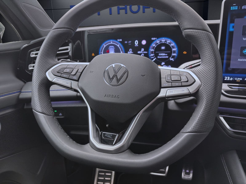 Bild 11: Volkswagen Tiguan 2.0 TDI DSG R-LINE AHK KAMERA NAVI PDC