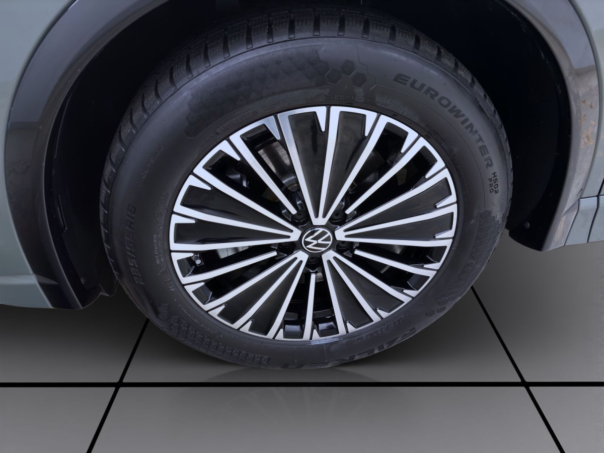 Thumb 7: Volkswagen Tiguan 2.0 TDI DSG R-LINE AHK KAMERA NAVI PDC