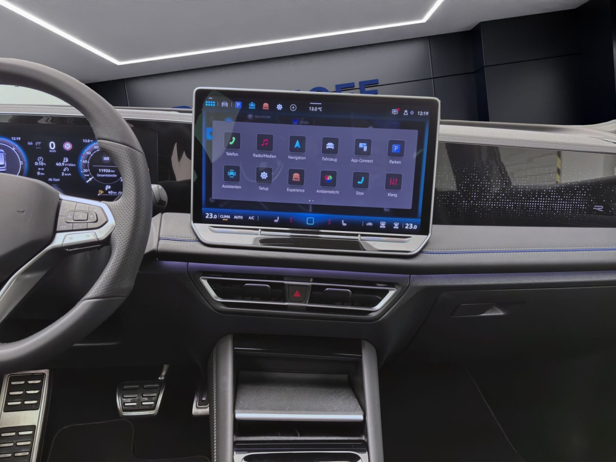 Thumb 13: Volkswagen Tiguan 2.0 TDI DSG R-LINE AHK KAMERA NAVI PDC