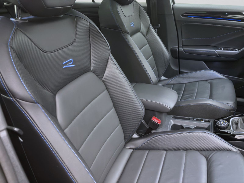 Bild 15: Volkswagen T-Roc 4M R PANO AHK NAVI KAMERA IQ.LIGHT