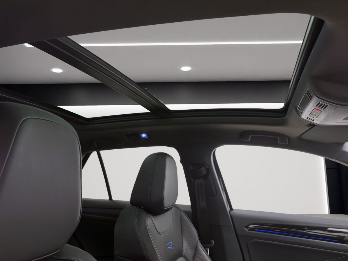 Thumb 16: Volkswagen T-Roc 4M R PANO AHK NAVI KAMERA IQ.LIGHT