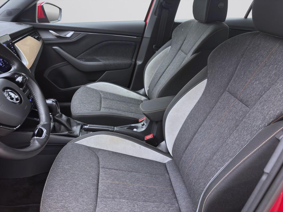 Thumb 8: Škoda Kamiq 1.5 TSI DSG STYLE PANO AHK NAVI SITZHZG