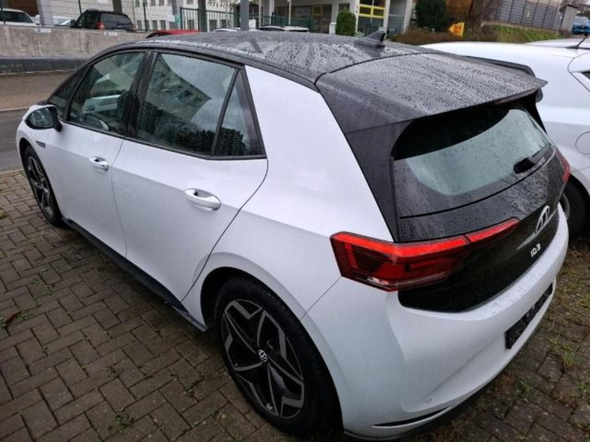 Thumb 1: Volkswagen ID.3 PRO PERFORMANCE PDC LED ACC KLIMA DAB+