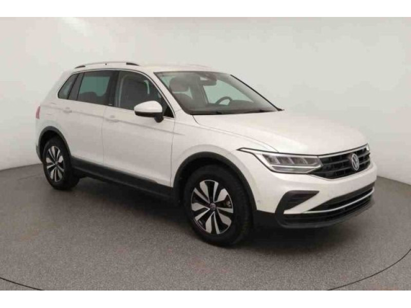 Bild 1: Volkswagen Tiguan 2.0 TDI DSG MOVE NAVI KAMERA PDC SITZHZG
