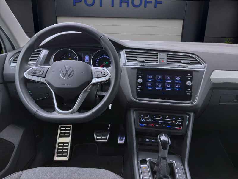 Bild 12: Volkswagen Tiguan 2.0 TDI DSG MOVE NAVI KAMERA PDC SITZHZG