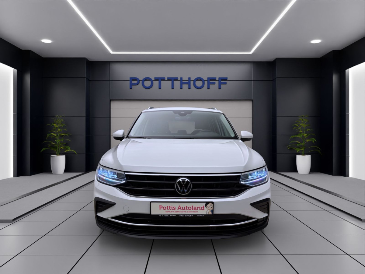 Thumb 6: Volkswagen Tiguan 2.0 TDI DSG MOVE NAVI KAMERA PDC SITZHZG