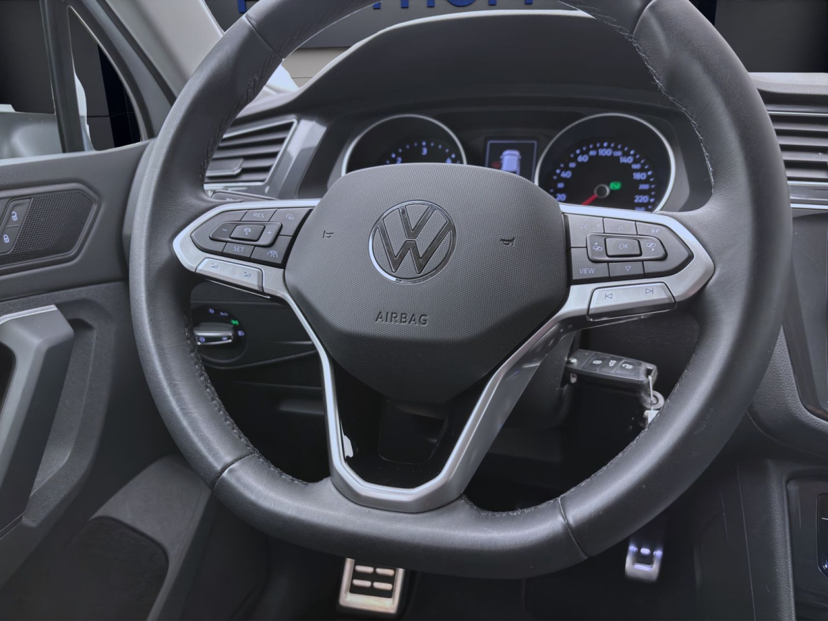 Thumb 11: Volkswagen Tiguan 2.0 TDI DSG MOVE NAVI KAMERA PDC SITZHZG