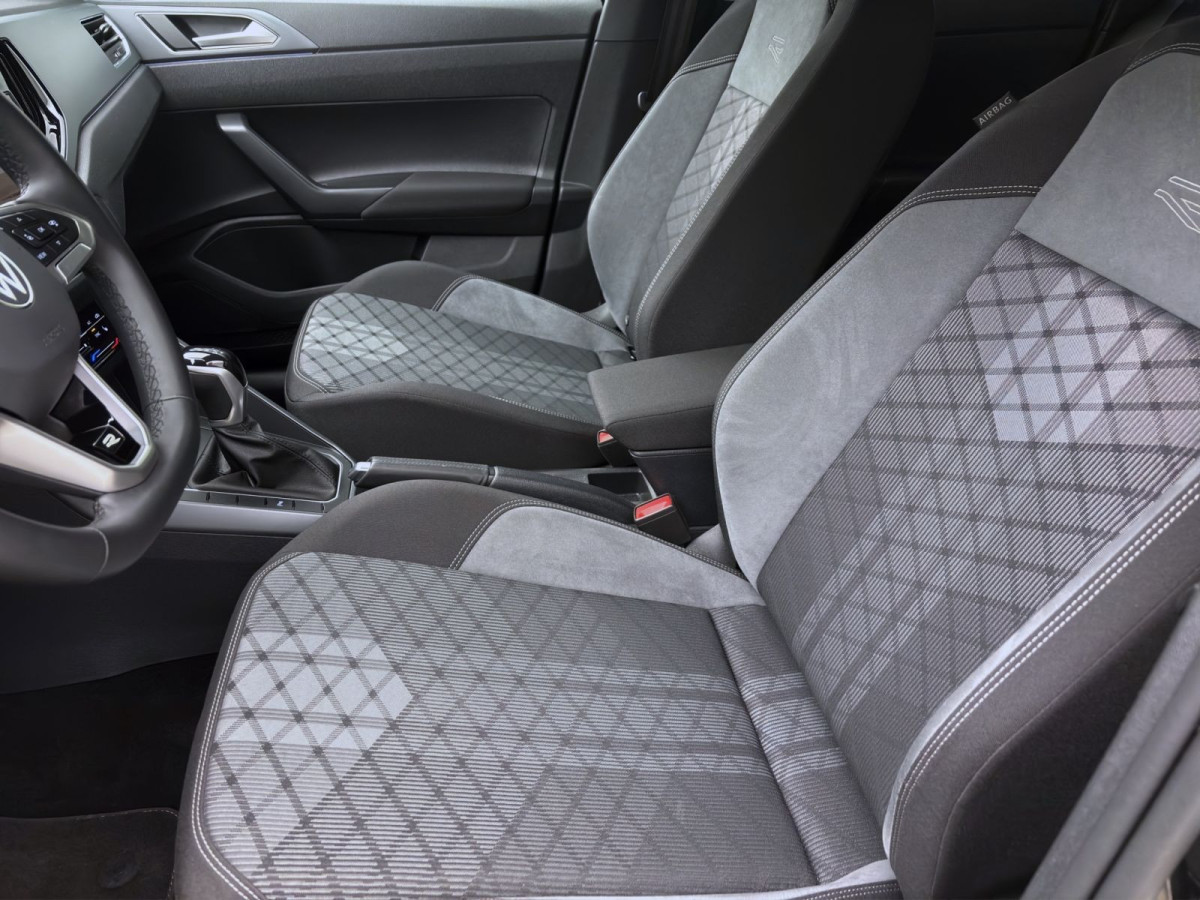 Thumb 8: Volkswagen Taigo 1.5 TSI DSG R-LINE AHK NAVI KAMERA IQ.LIGHT