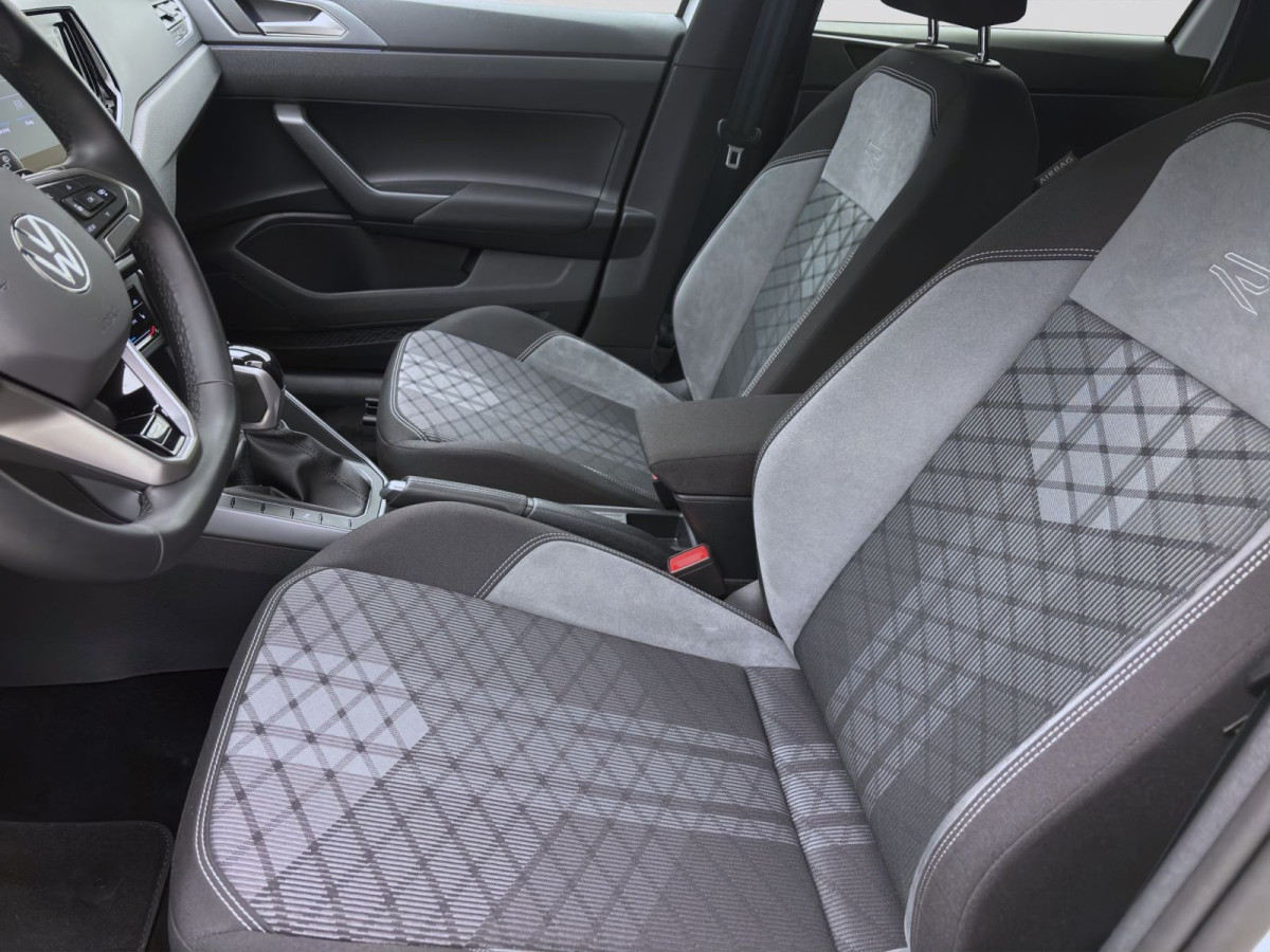 Thumb 8: Volkswagen Taigo 1.5 TSI DSG R-LINE AHK NAVI KAMERA IQ.LIGHT