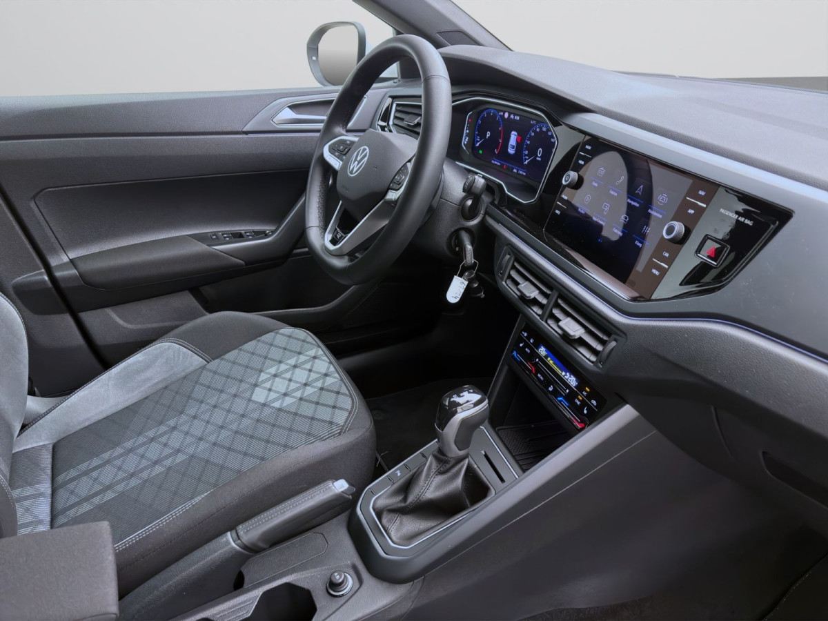 Thumb 16: Volkswagen Taigo 1.5 TSI DSG R-LINE AHK NAVI KAMERA IQ.LIGHT