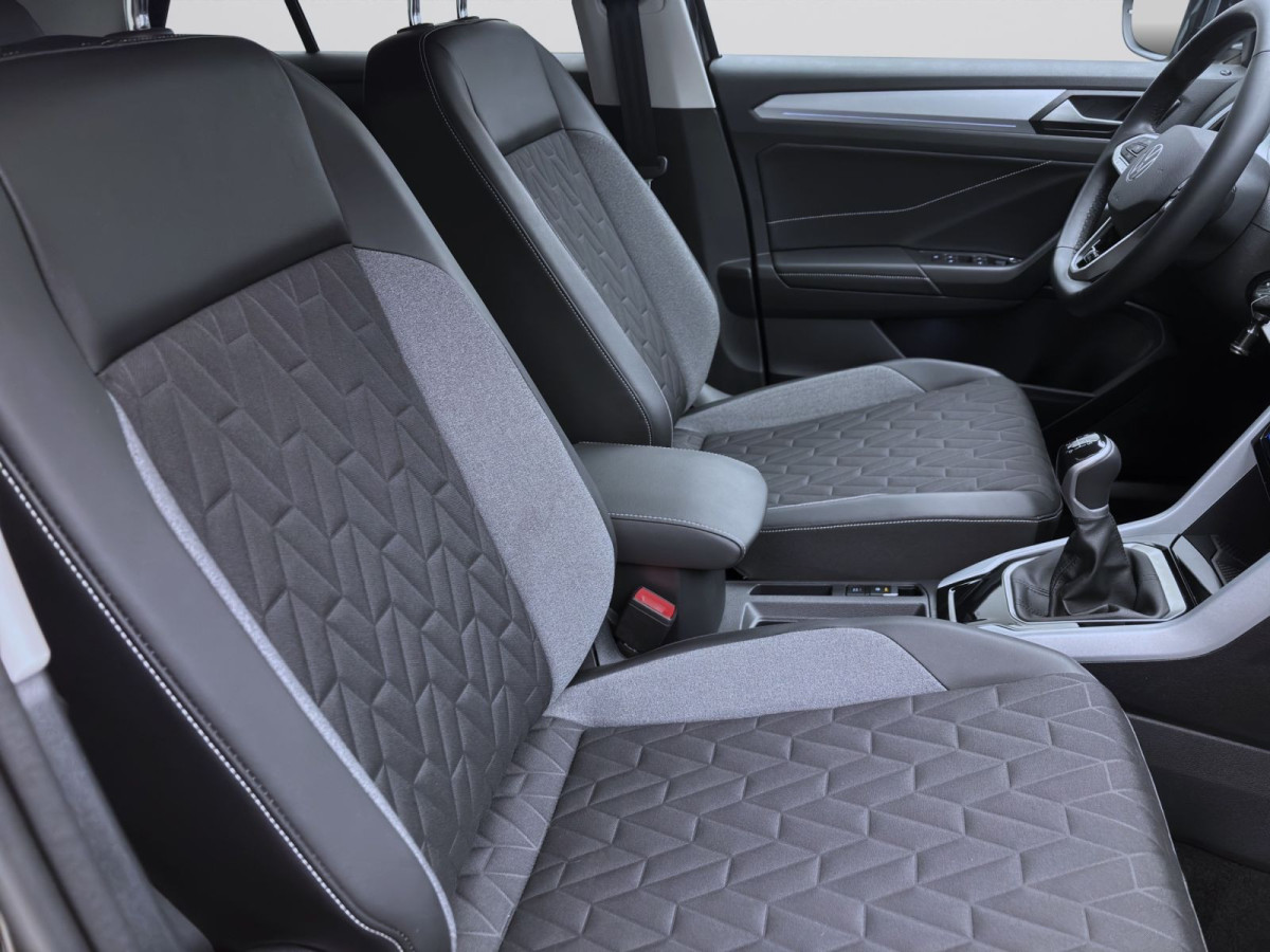 Thumb 15: Volkswagen T-Roc 1.0 TSI GOAL NAVI PDC LED SITZHZG ACC