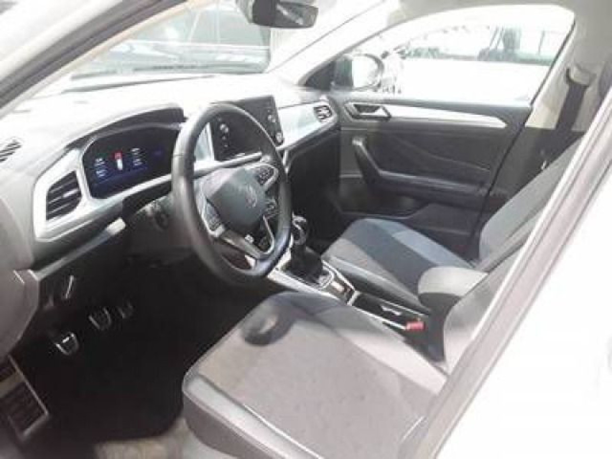 Thumb 2: Volkswagen T-Roc 1.0 TSI GOAL NAVI PDC SITZHZG KLIMA LED