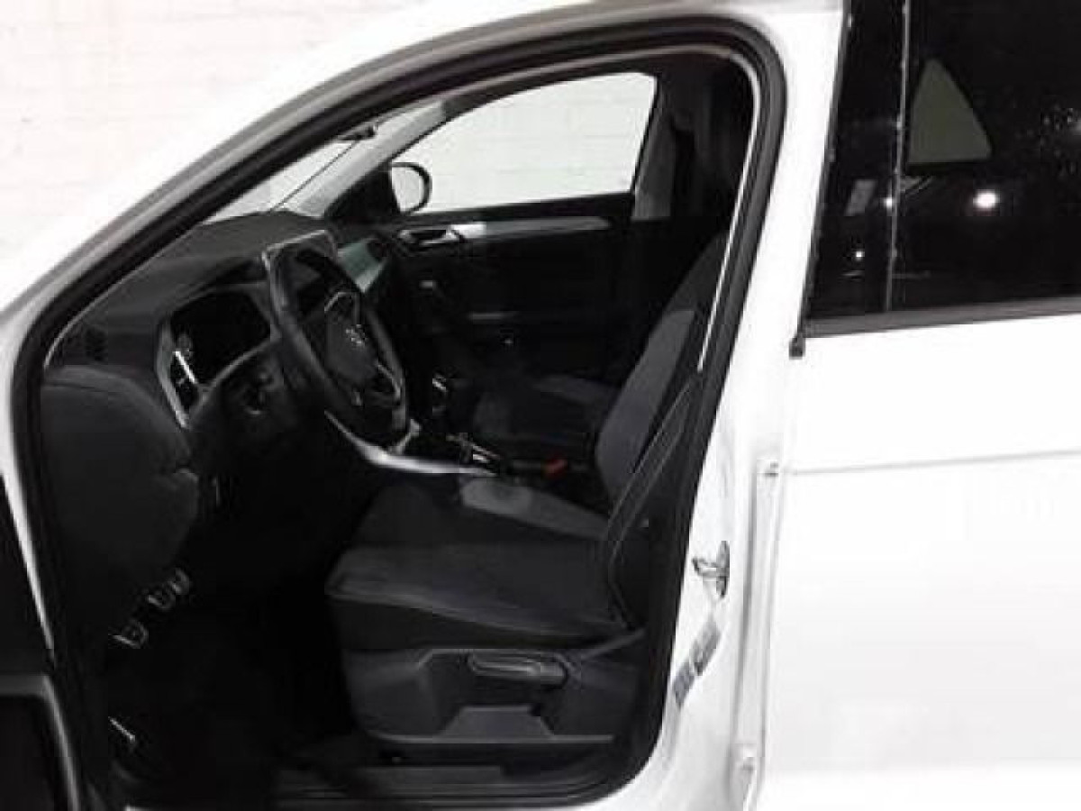Thumb 2: Volkswagen T-Roc 1.0 TSI GOAL NAVI PDC SITZHZG KLIMA LED