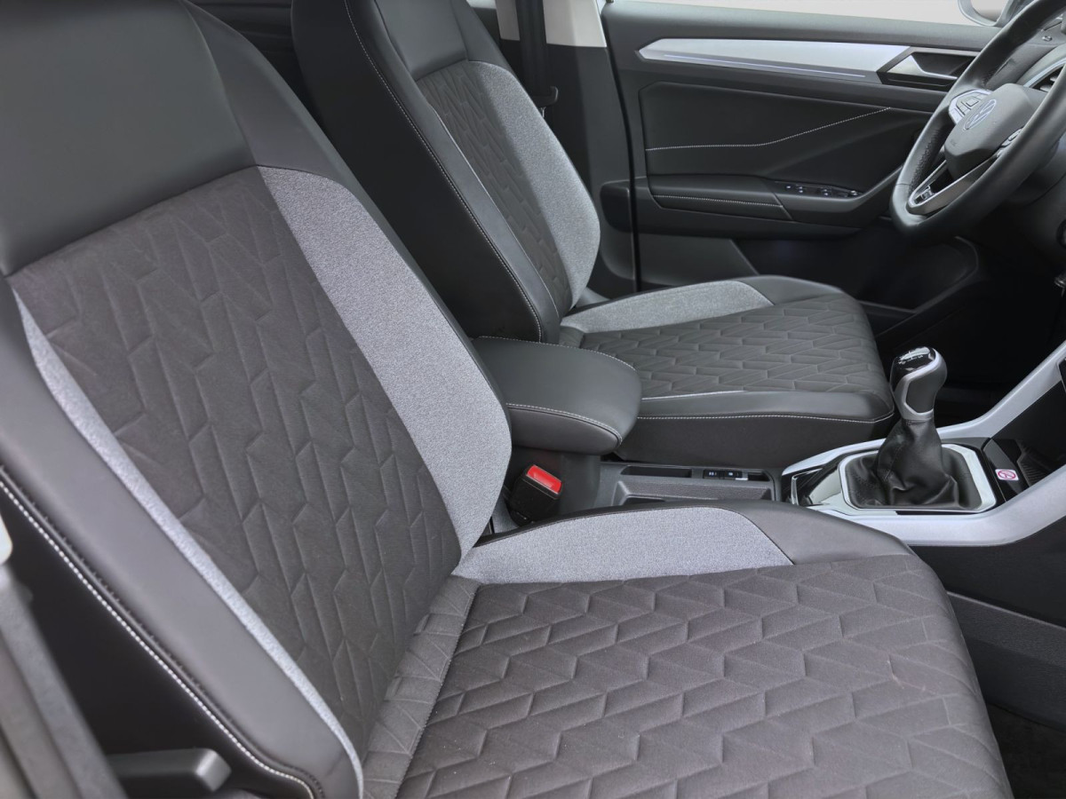 Thumb 15: Volkswagen T-Roc 1.0 TSI GOAL NAVI PDC LED SITZHZG