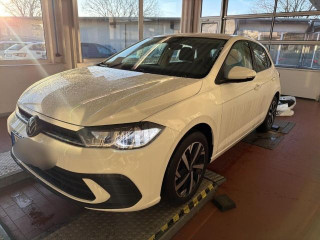 Volkswagen Polo 1.0 TSI LIFE NAVI KAMERA PDC SITZHZG