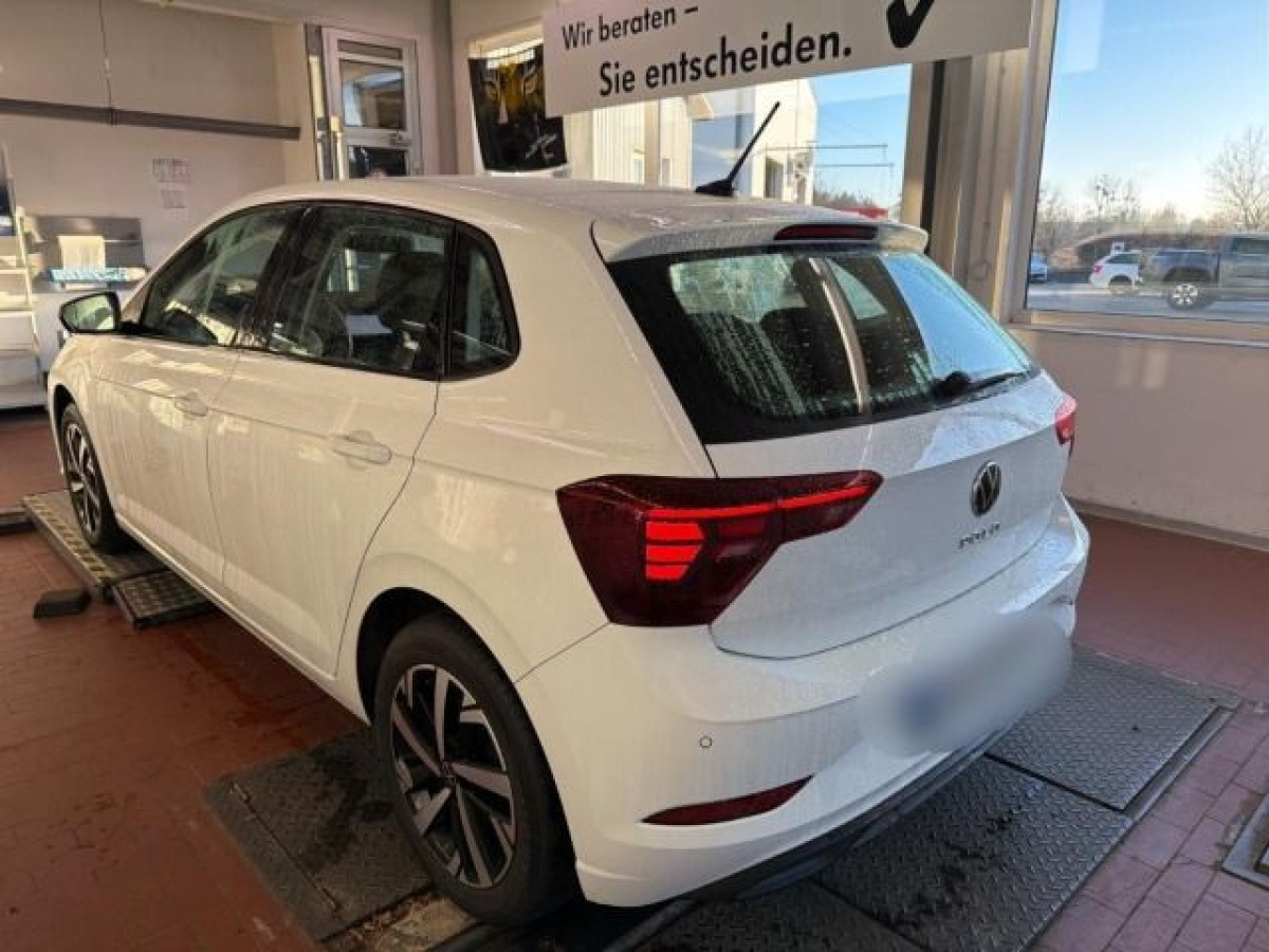 Thumb 1: Volkswagen Polo 1.0 TSI LIFE NAVI KAMERA PDC SITZHZG
