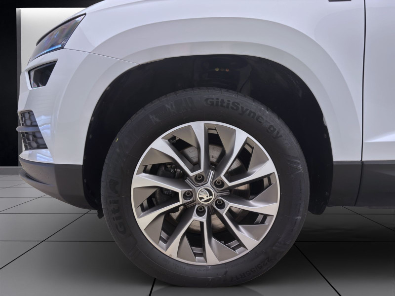 Bild 7: Škoda Karoq 2.0 TDI DSG 4x4 CLEVER AHK KAMERA NAVI PDC