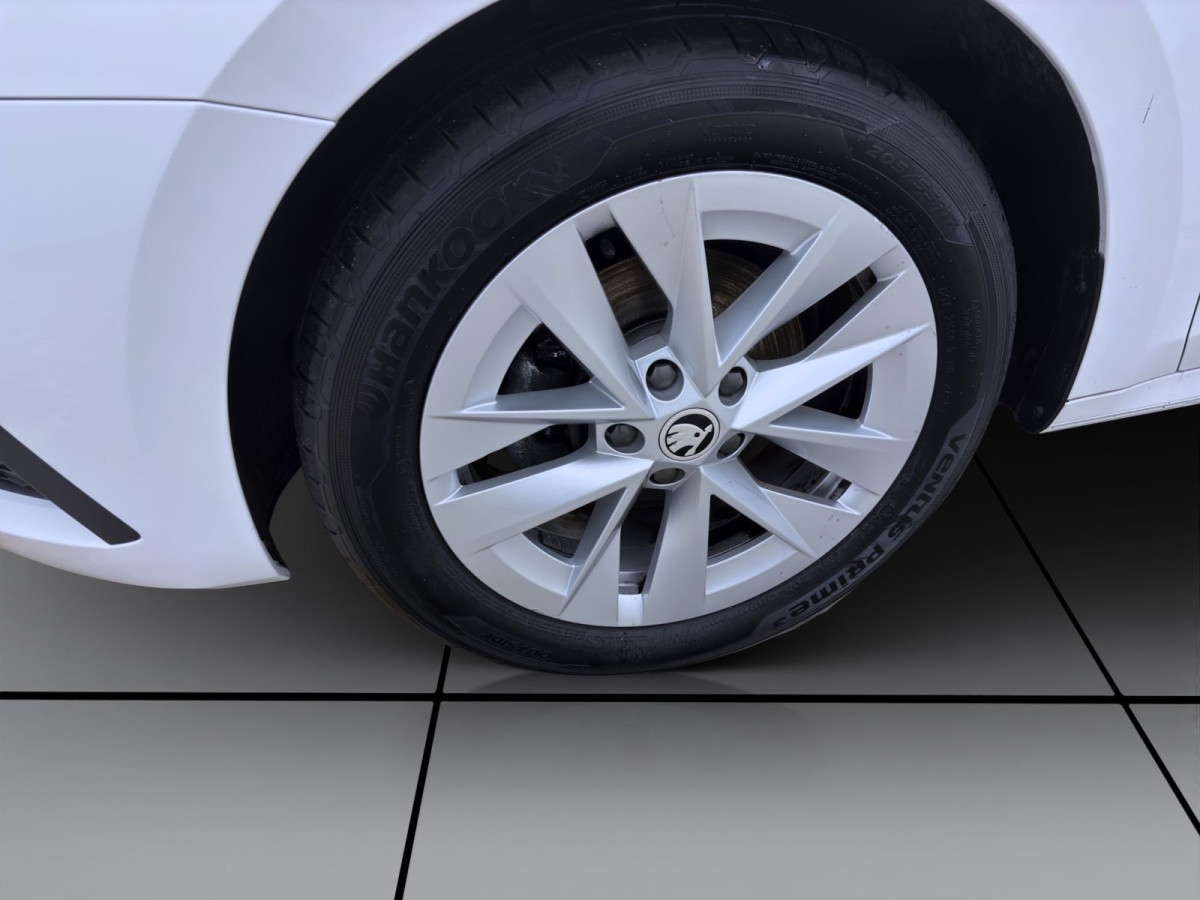 Thumb 7: Škoda Octavia Combi 2.0 TDI STYLE AHK NAVI SITZHZG PDC