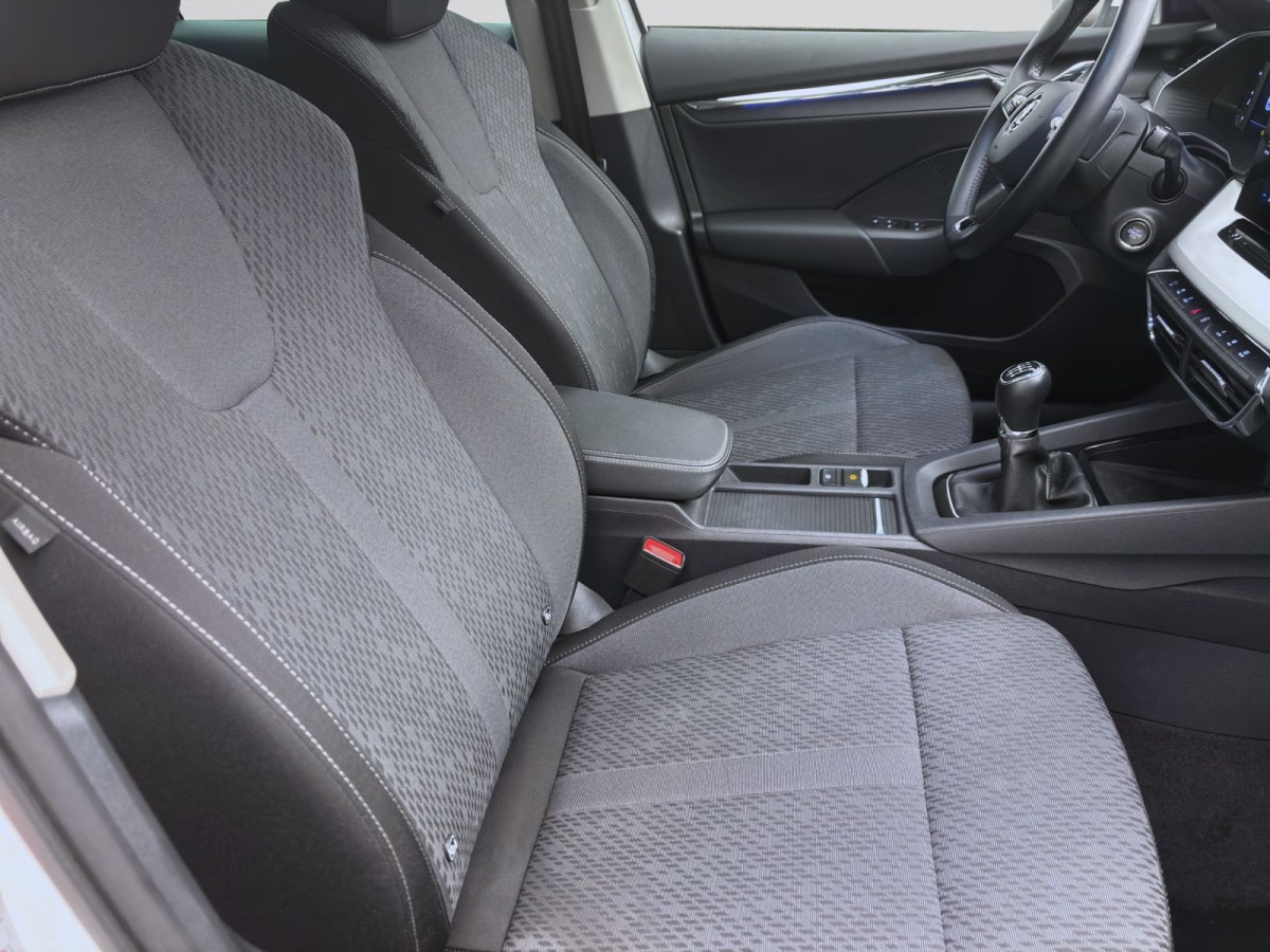 Thumb 15: Škoda Octavia Combi 2.0 TDI STYLE AHK NAVI SITZHZG PDC