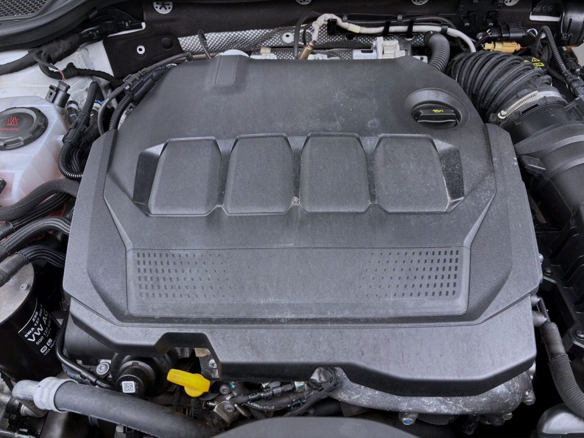 Thumb 17: Škoda Octavia Combi 2.0 TDI DSG STYLE STDHZG NAVI PDC KAMERA