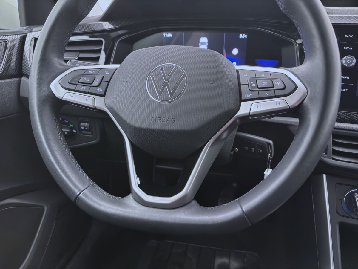 Thumb 11: Volkswagen Polo 1.0 MPI LIFE NAVI PDC LED DAB+