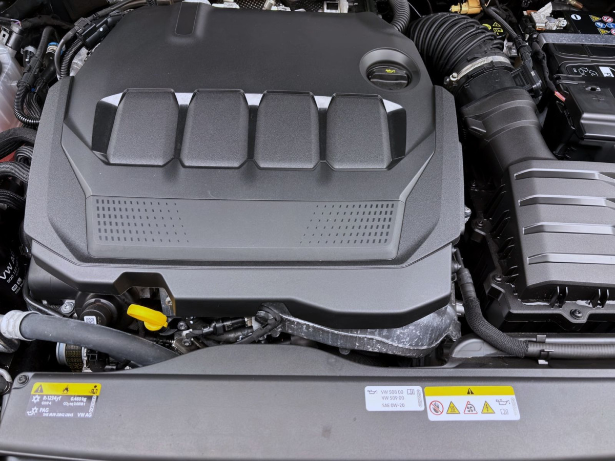 Thumb 17: Volkswagen Golf Variant 2.0 TDI LIFE NAVI KAMERA SITZHZG PDC