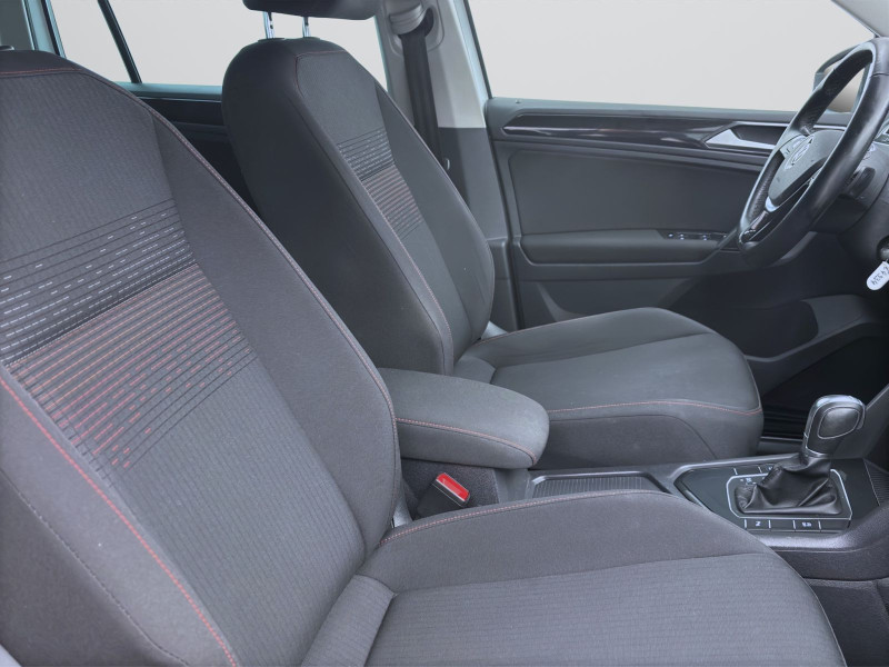 Bild 15: Volkswagen Tiguan 1.4 TSI DSG SOUND STDHZG AHK NAVI PDC