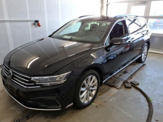 Volkswagen Passat Variant 1.4 TSI eHybrid DSG GTE NAVI KAMERA SITZHZG PDC