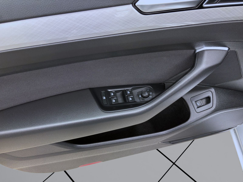 Bild 9: Volkswagen Passat Variant 2.0 TDI DSG BUSINESS PANO AHK NAVI KAMERA