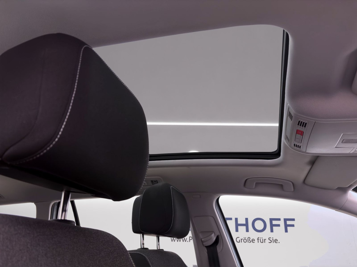 Thumb 16: Volkswagen Passat Variant 2.0 TDI DSG BUSINESS PANO AHK NAVI KAMERA