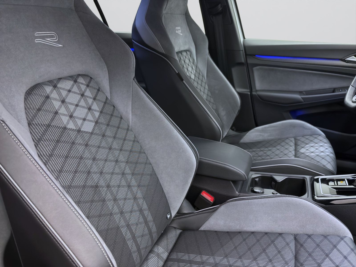 Thumb 15: Volkswagen Golf Variant 2.0 TDI DSG R-LINE NAVI KAMERA SITZHZG PDC