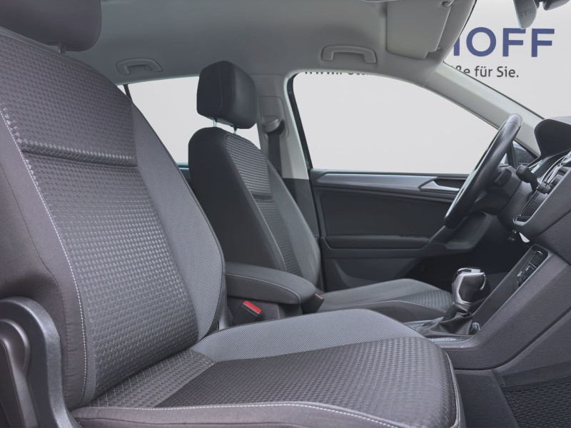 Bild 15: Volkswagen Tiguan 2.0 TDI DSG ACTIVE AHK NAVI PDC SITZHZG