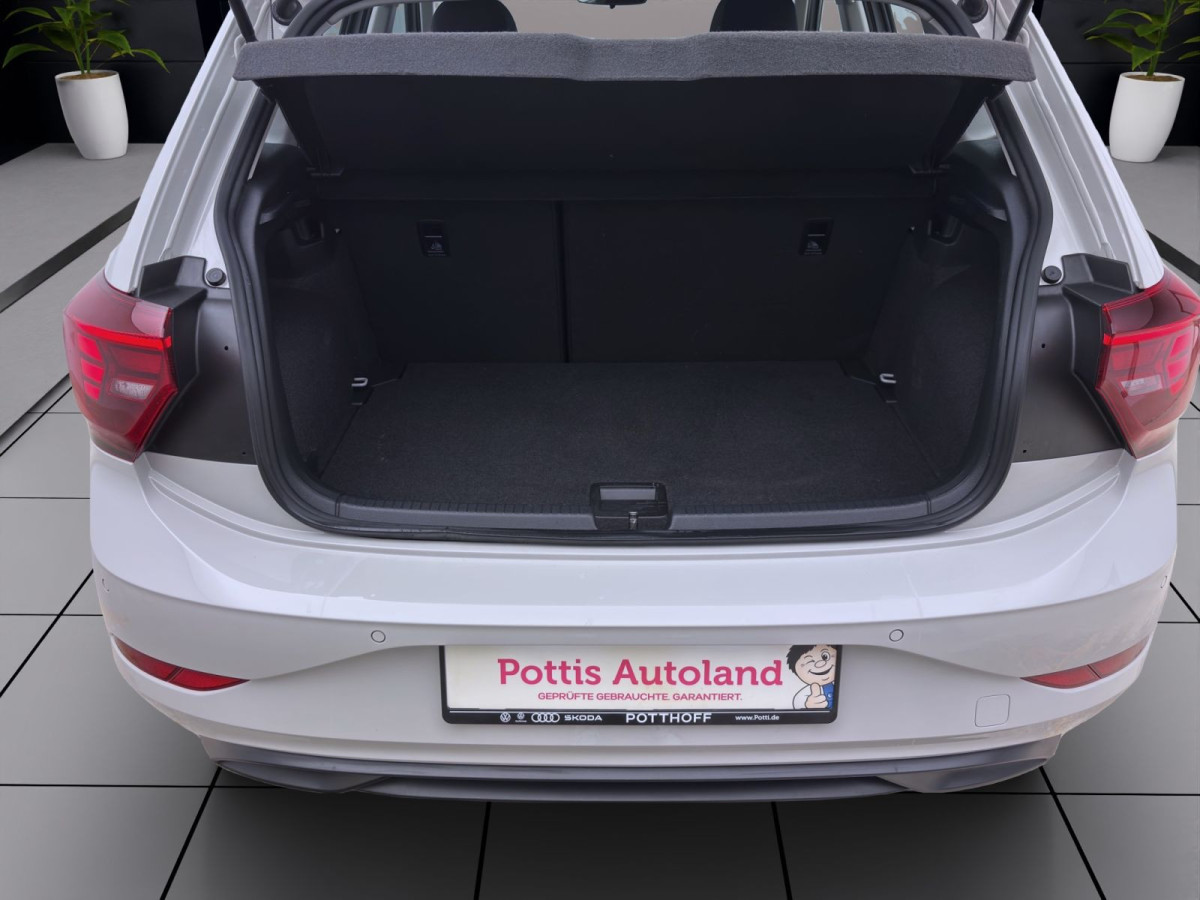 Thumb 3: Volkswagen Polo 1.0 TSI DSG LIFE NAVI PDC SITZHZG LED
