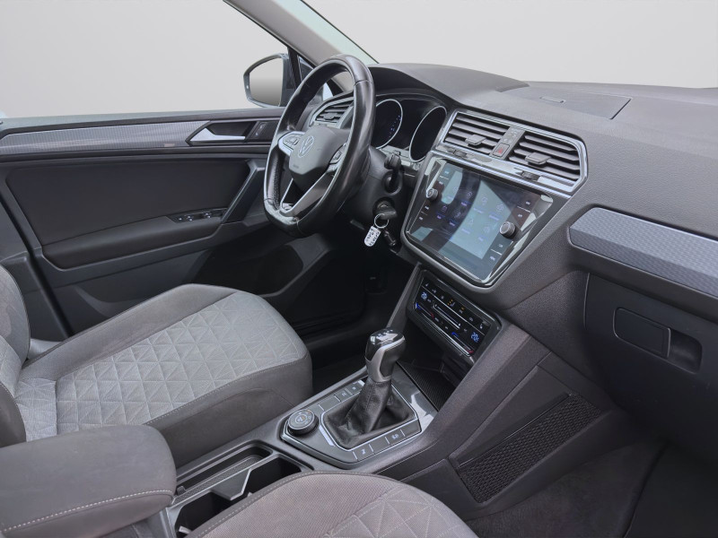 Bild 16: Volkswagen Tiguan 2.0 TDI DSG 4M LIFE AHK NAVI SITZHZG PDC