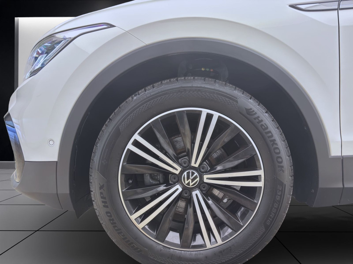 Thumb 7: Volkswagen Tiguan 2.0 TDI DSG ELEGANCE AHK KAMERA NAVI IQ.LIGHT