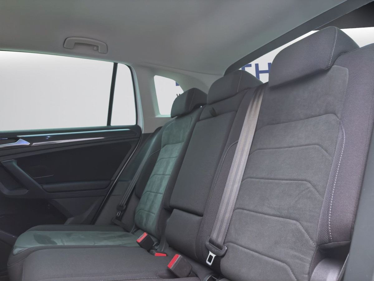 Thumb 14: Volkswagen Tiguan 2.0 TDI DSG ELEGANCE AHK KAMERA NAVI IQ.LIGHT