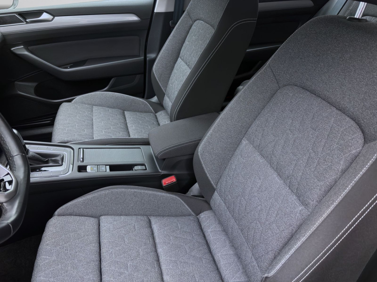 Thumb 9: Volkswagen Passat Variant 2.0 TDI DSG BUSINESS NAVI AHK KAMERA PDC