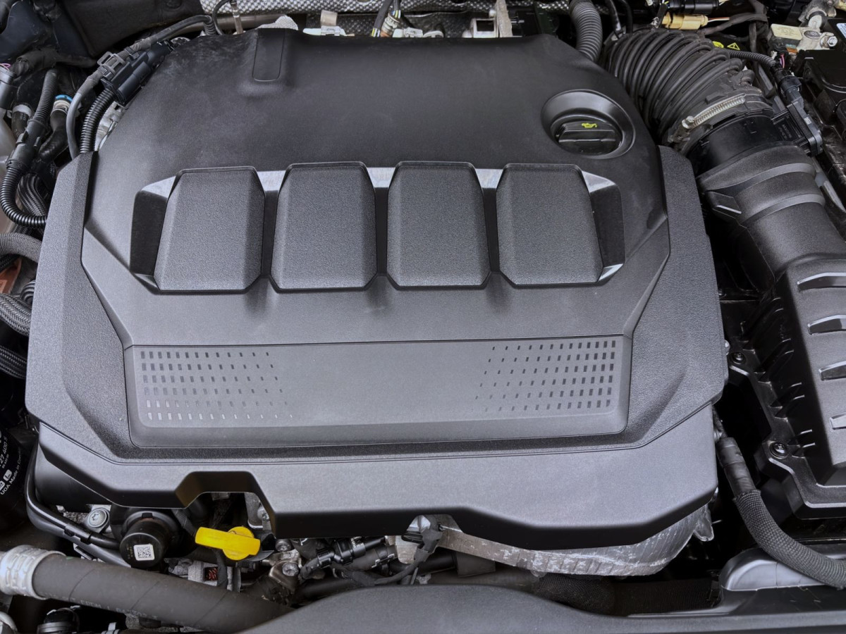 Thumb 18: Volkswagen Passat Variant 2.0 TDI DSG BUSINESS NAVI AHK KAMERA PDC